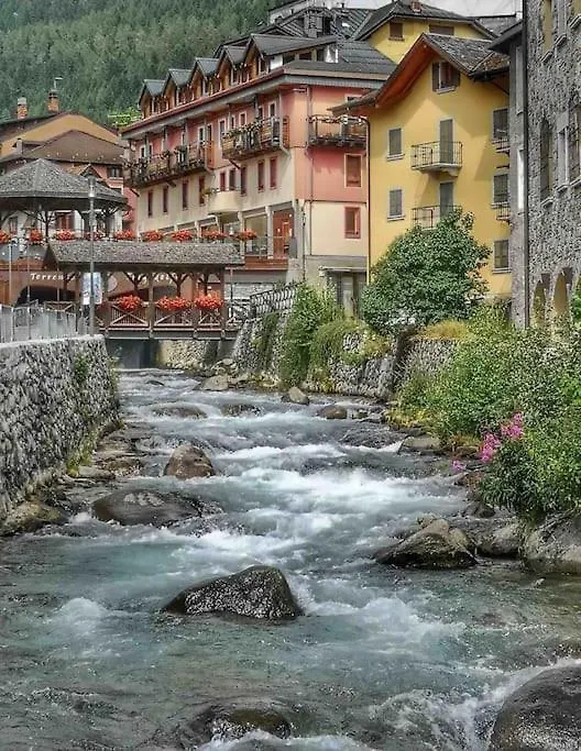 Appartamento Mountain Paradise Ponte Di Legno Tonale 0*,  Italy