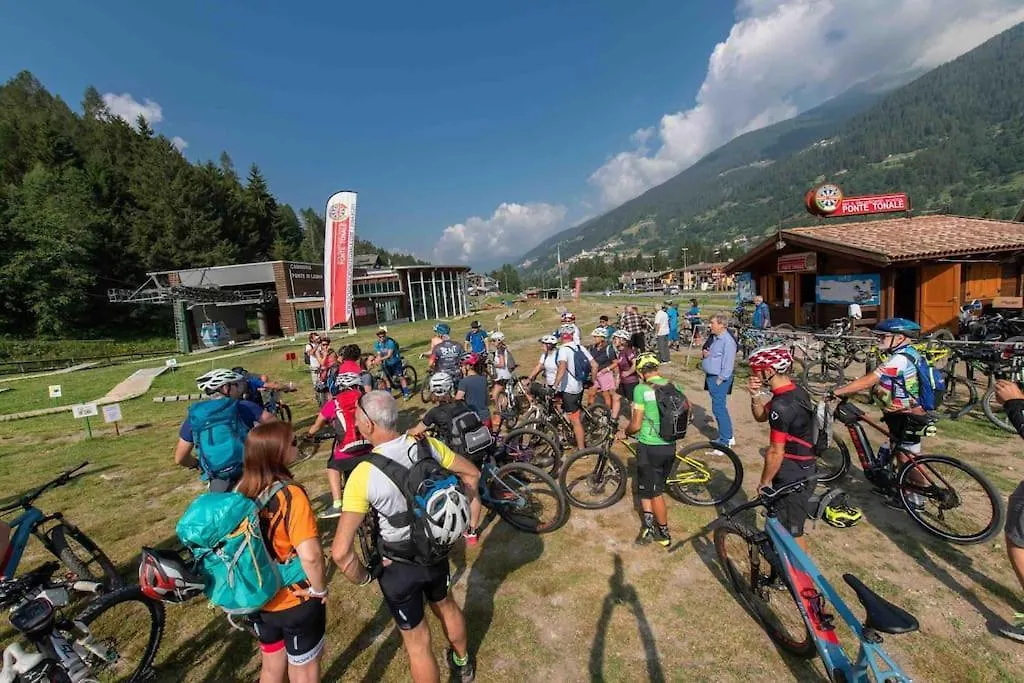 Appartamento Mountain Paradise Ponte Di Legno Tonale 0*,  Italy