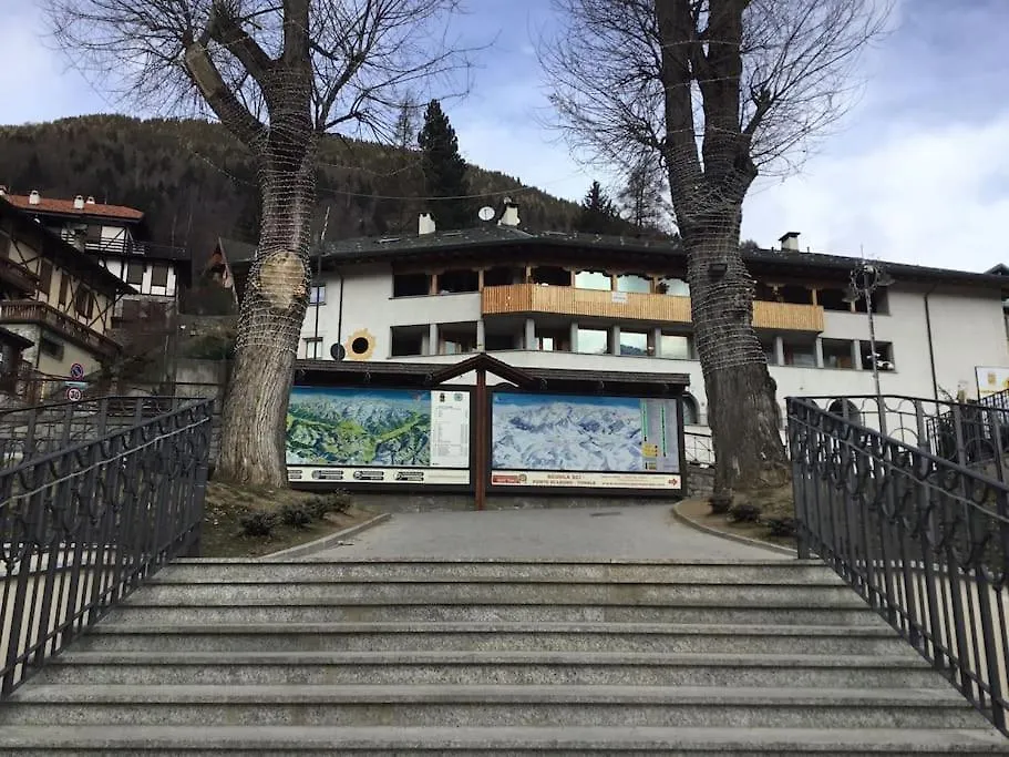 Appartamento Mountain Paradise Ponte Di Legno Tonale 0*,  Italy